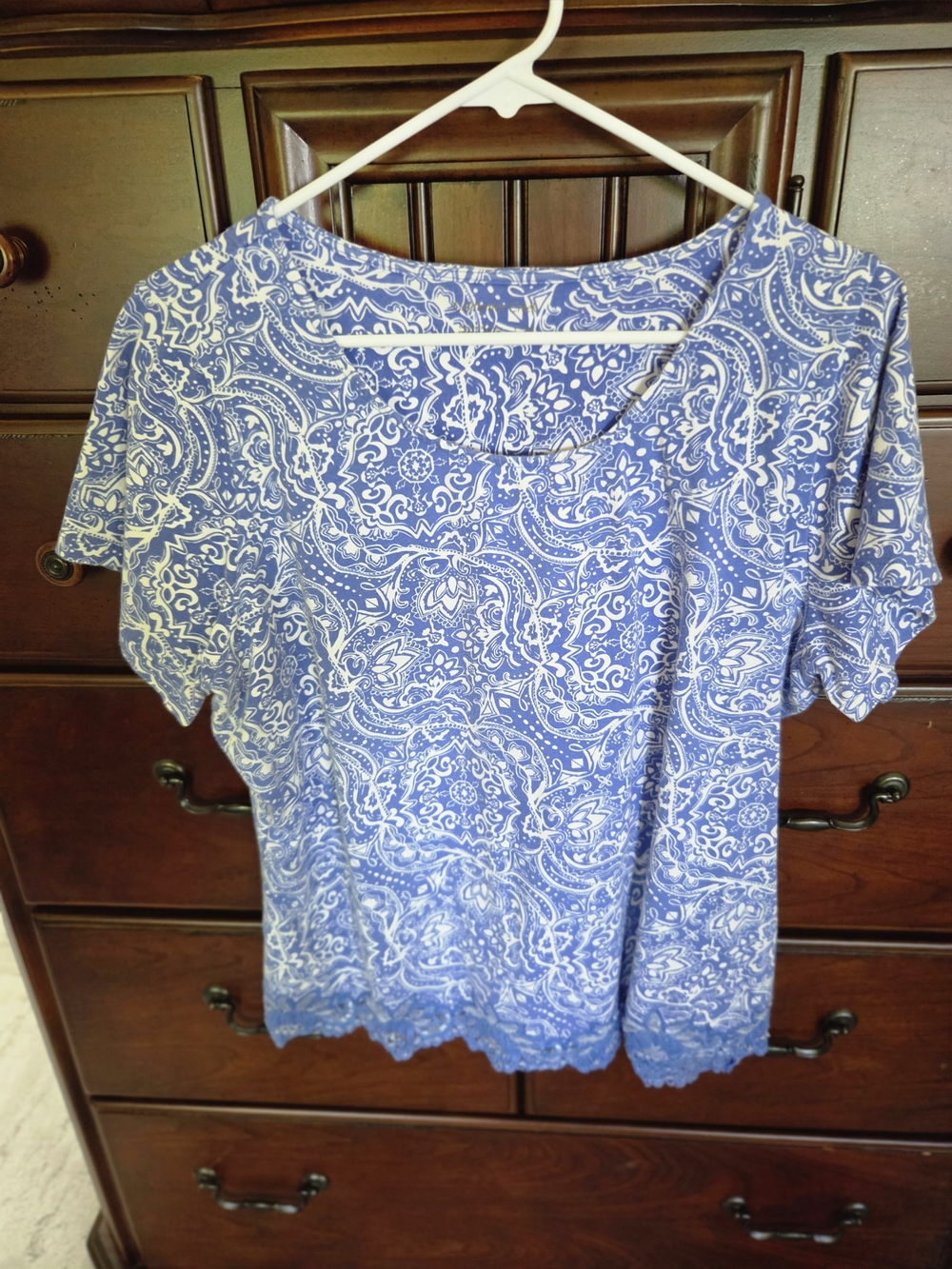 Coldwater Creek Blue Paisley Short Sleeve Top with Lace Hem